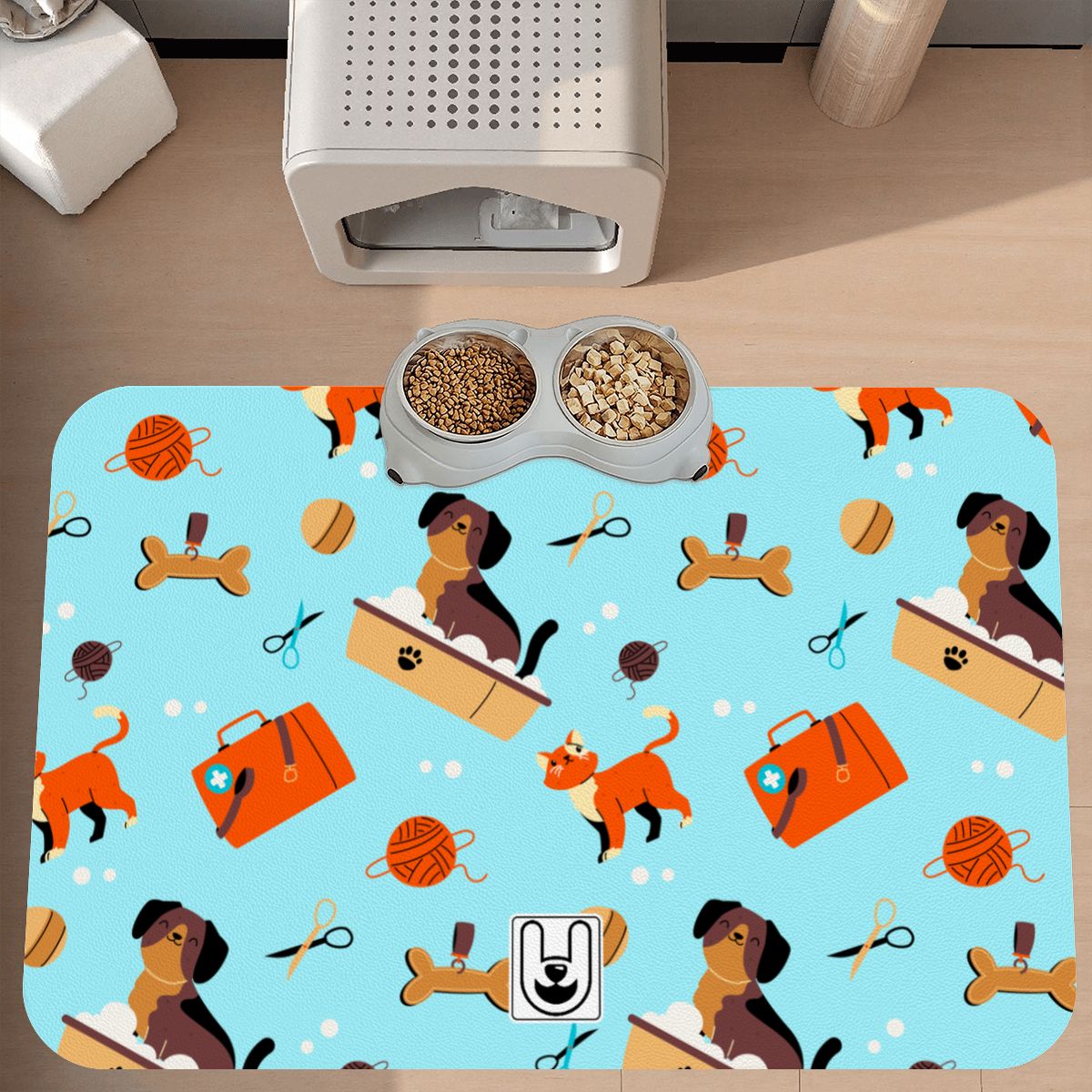 Mia - Dog Food Mat