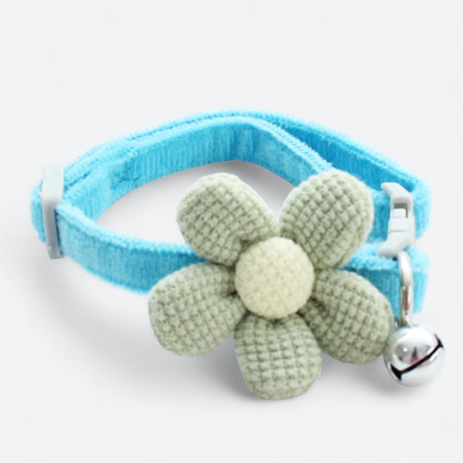 Cute-Flower-Dog-Collar-with-Bell.jpg