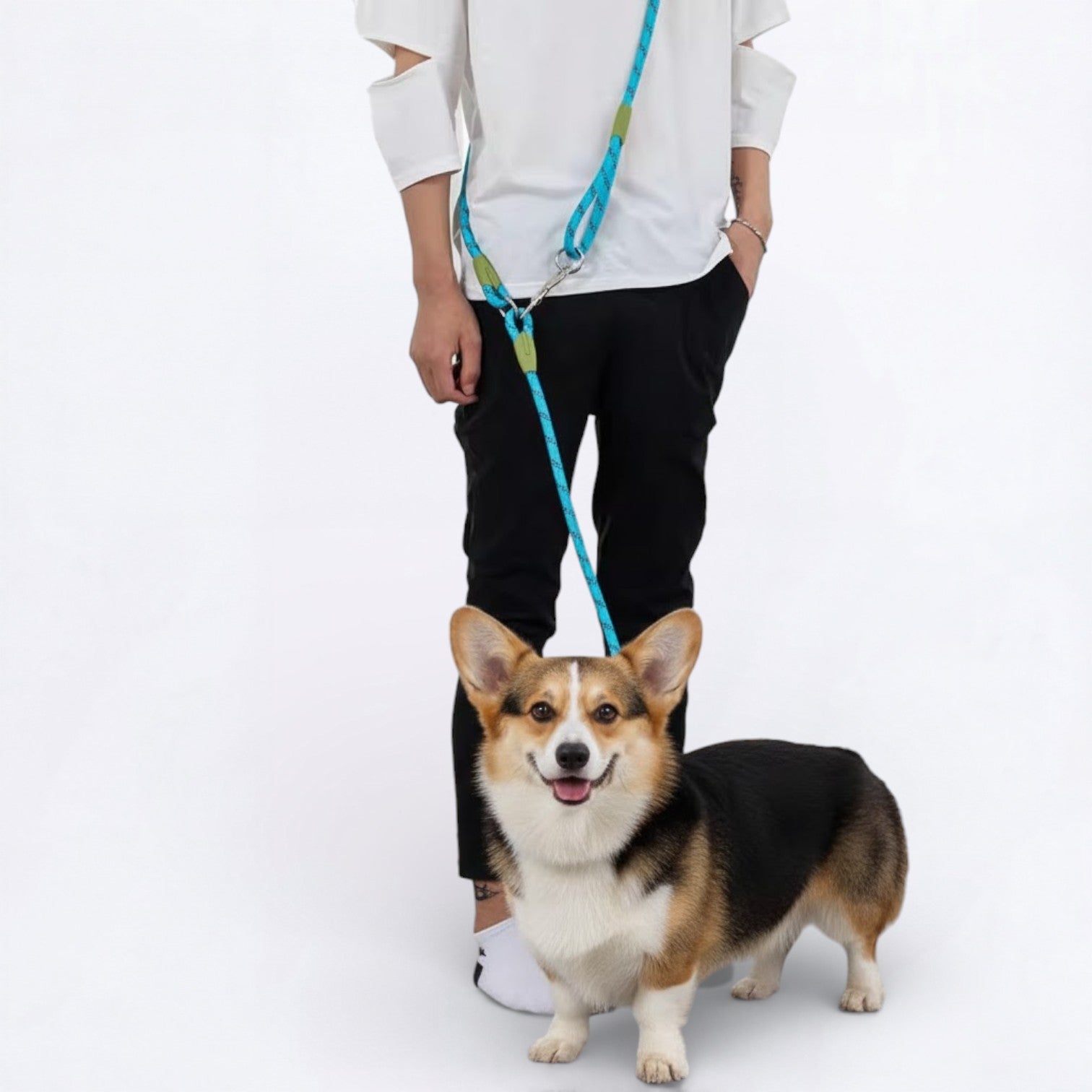 Reflective-Crossbody-Dog-Leash.jpg