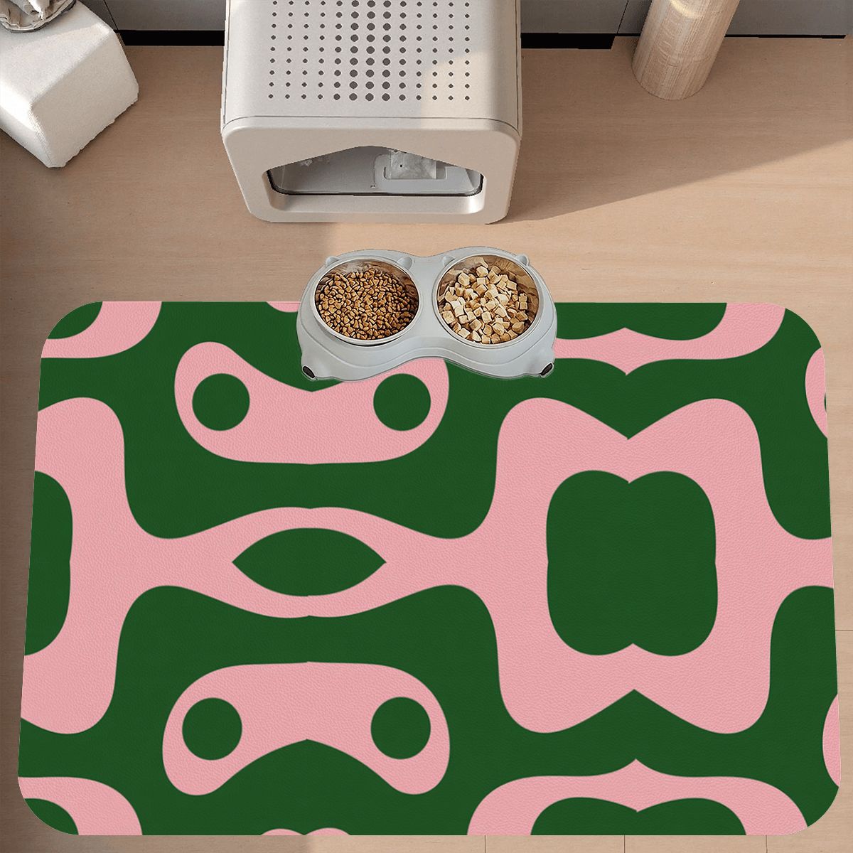 Bella - Dog Food Mat